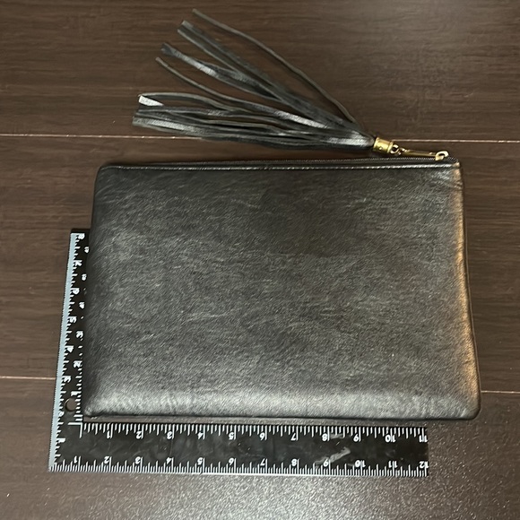 F21 Tablet/IPad Sleeve - Picture 3 of 6